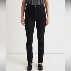 Madewell 10” High-Rise Skinny Jeans in Black